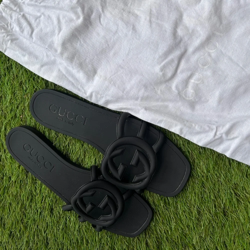 Gucci Interlocking G slide Sandal - Picture 5 of 6